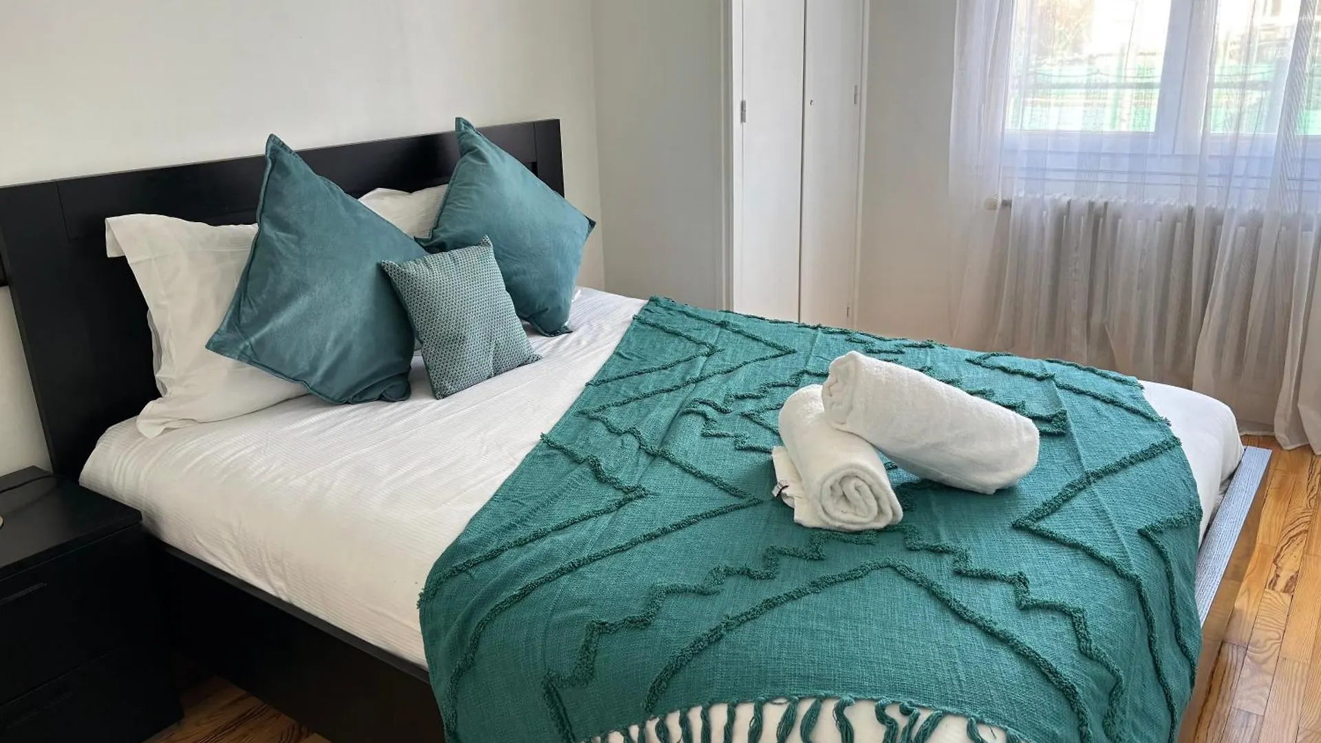 Daire Spacieux, Lumineux Et Bien Place Pour 6Personnes, Parking Interieur Villeurbanne Fransa